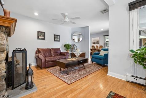11 Lake Trail East Wayne NJ 07470