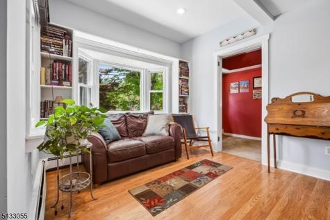 11 Lake Trail East Wayne NJ 07470