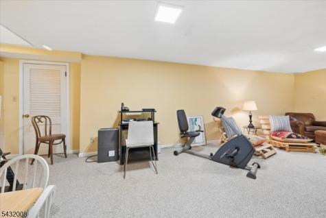 14 Long Ridge Road Parsippany-troy Hills NJ 07869