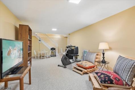 14 Long Ridge Road Parsippany-troy Hills NJ 07869