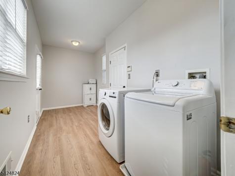 10 Jockey Lane Raritan NJ 08822