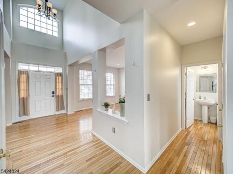 10 Jockey Lane Raritan NJ 08822