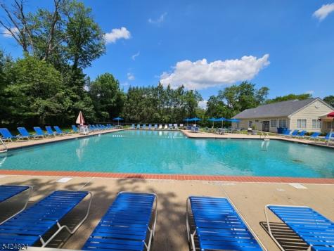 10 Jockey Lane Raritan NJ 08822