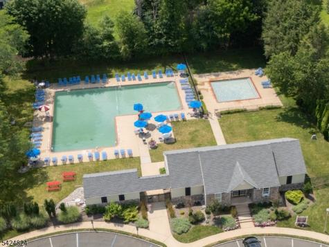 10 Jockey Lane Raritan NJ 08822