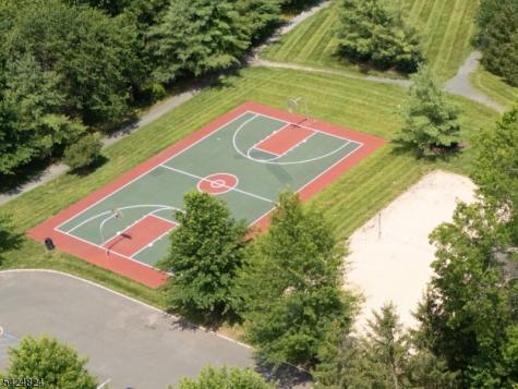 10 Jockey Lane Raritan NJ 08822