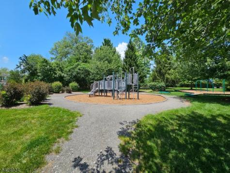 10 Jockey Lane Raritan NJ 08822
