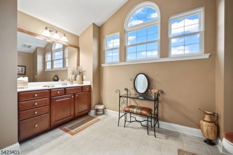 10 Harvey Cedar Way Ocean NJ 08758