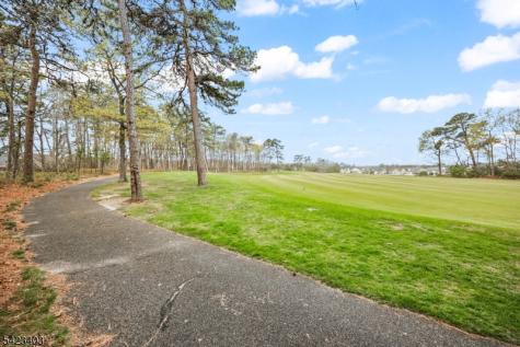 10 Harvey Cedar Way Ocean NJ 08758