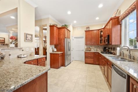 10 Harvey Cedar Way Ocean NJ 08758