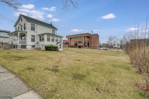 3 Townsend Street Newton NJ 07860