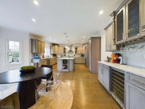 301 Garrett Road Mountainside NJ 07092