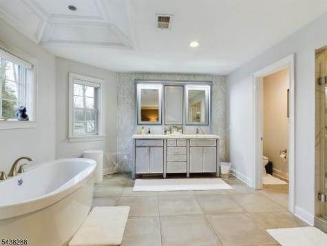 301 Garrett Road Mountainside NJ 07092