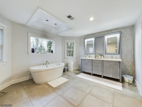 301 Garrett Road Mountainside NJ 07092