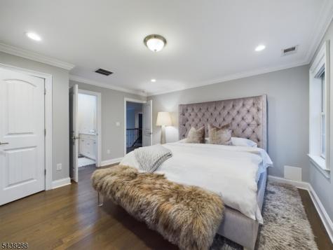 301 Garrett Road Mountainside NJ 07092