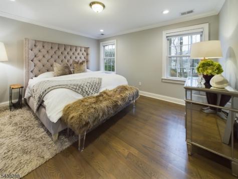 301 Garrett Road Mountainside NJ 07092