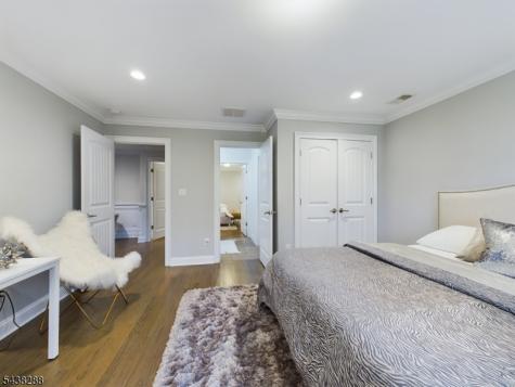 301 Garrett Road Mountainside NJ 07092