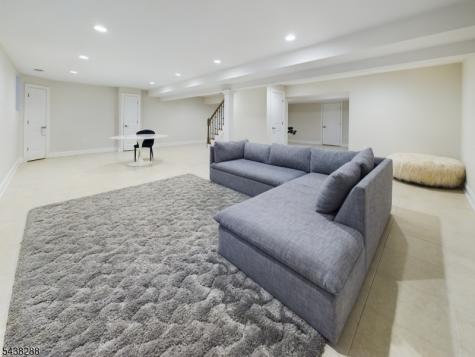 301 Garrett Road Mountainside NJ 07092