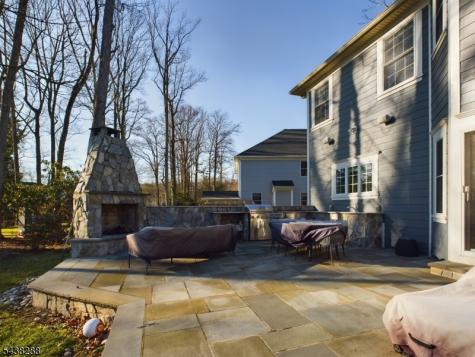 301 Garrett Road Mountainside NJ 07092