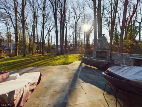 301 Garrett Road Mountainside NJ 07092