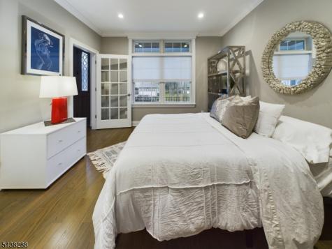 301 Garrett Road Mountainside NJ 07092