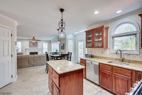 12 Sebring Road Franklin NJ 08873