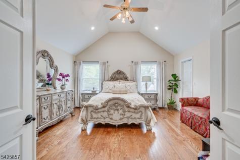 12 Sebring Road Franklin NJ 08873