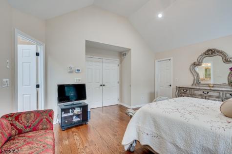 12 Sebring Road Franklin NJ 08873