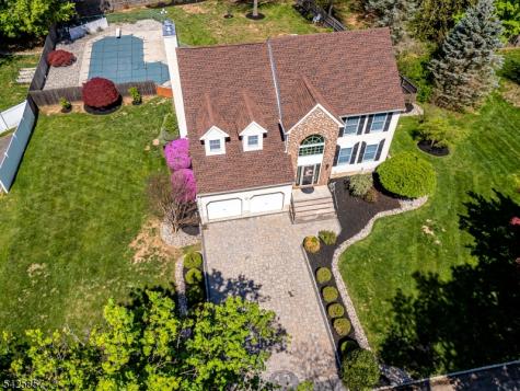 12 Sebring Road Franklin NJ 08873