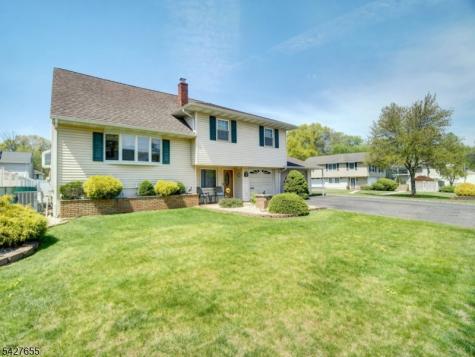 26 Epping Drive Kenilworth NJ 07033