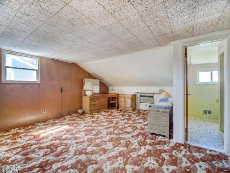 26 Epping Drive Kenilworth NJ 07033