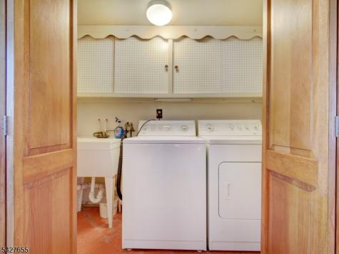 26 Epping Drive Kenilworth NJ 07033