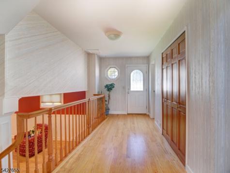 26 Epping Drive Kenilworth NJ 07033