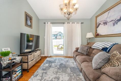 88 Ozone Avenue Cedar Grove NJ 07009
