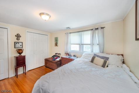 88 Ozone Avenue Cedar Grove NJ 07009