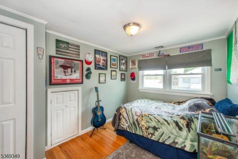 88 Ozone Avenue Cedar Grove NJ 07009