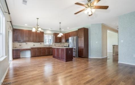 24 Stafford Lane White NJ 07823