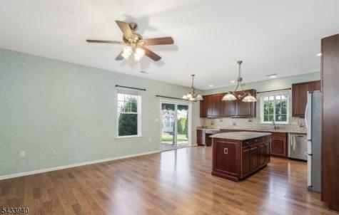 24 Stafford Lane White NJ 07823