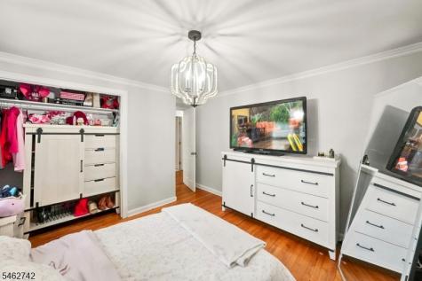 17 Harrison Avenue Long Hill NJ 07933