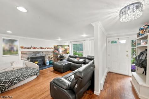 17 Harrison Avenue Long Hill NJ 07933