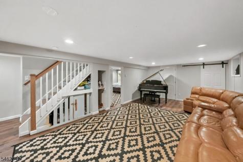 17 Harrison Avenue Long Hill NJ 07933