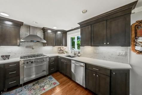 17 Harrison Avenue Long Hill NJ 07933