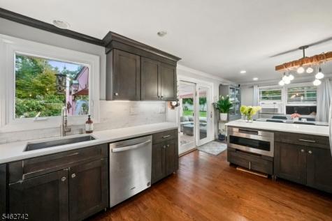 17 Harrison Avenue Long Hill NJ 07933