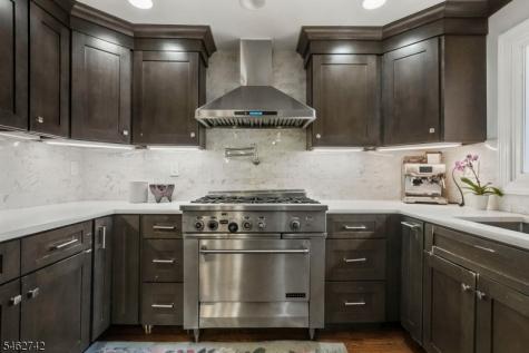 17 Harrison Avenue Long Hill NJ 07933