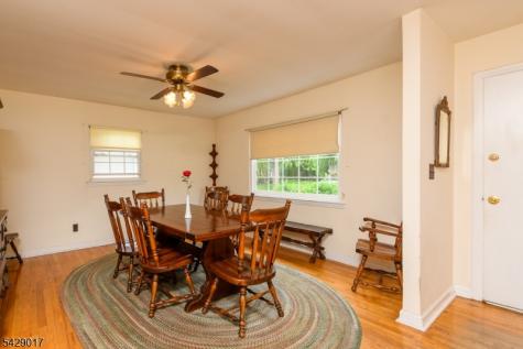 98 Bromley Place Nutley NJ 07110