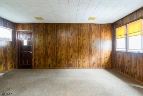 98 Bromley Place Nutley NJ 07110