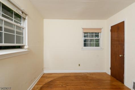 98 Bromley Place Nutley NJ 07110