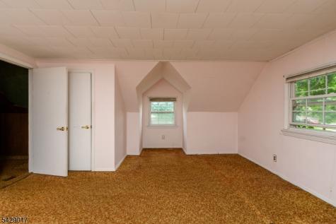 98 Bromley Place Nutley NJ 07110