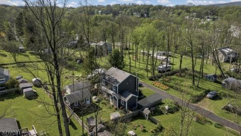 17 Birchwood Pass West Milford NJ 07480