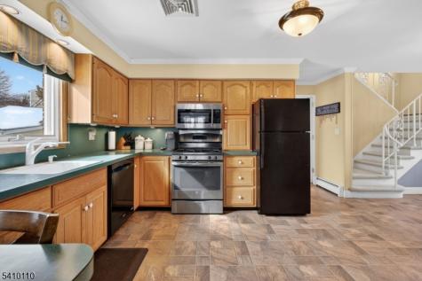 710 W Elm Street Linden NJ 07036
