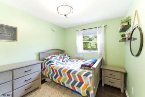15 Glenn Terrace Fredon NJ 07860